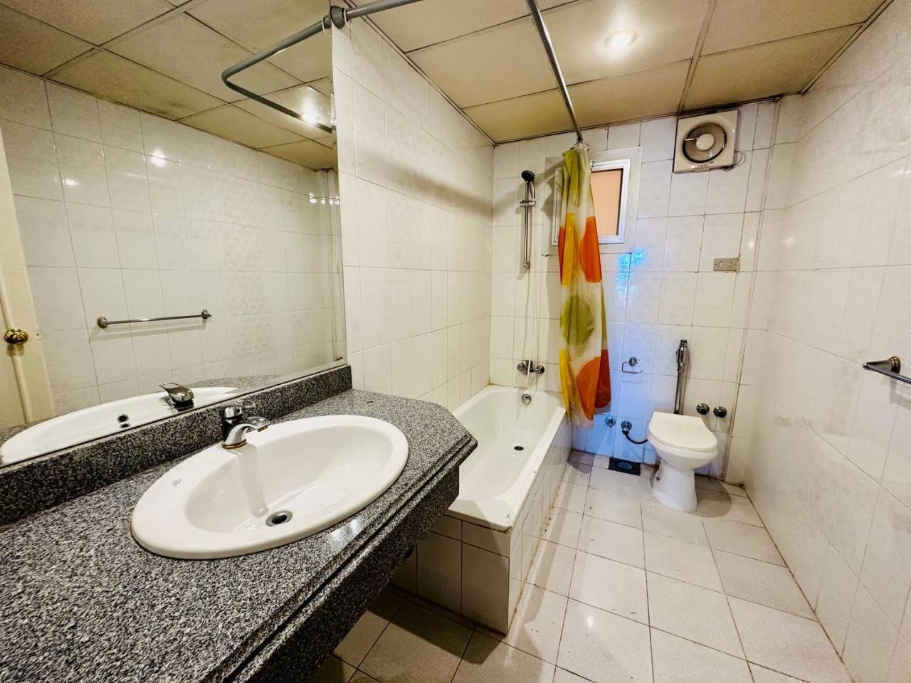 Hotel Queens Valley 3*